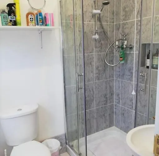 Almost Heaven - 4 Min Drive From Donegal Town דירה